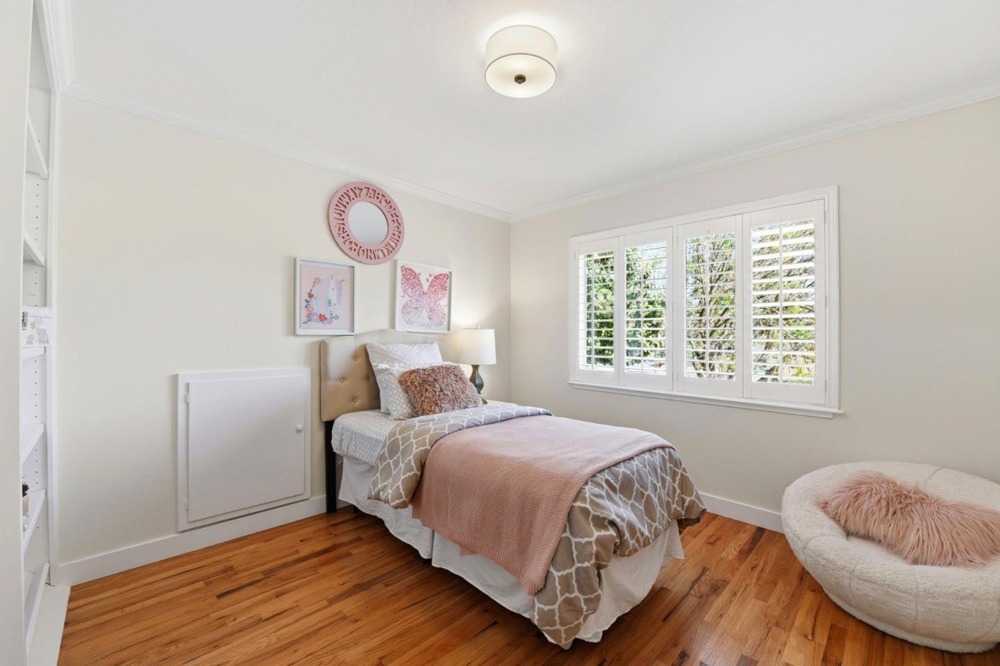 1625 Parkside Avenue