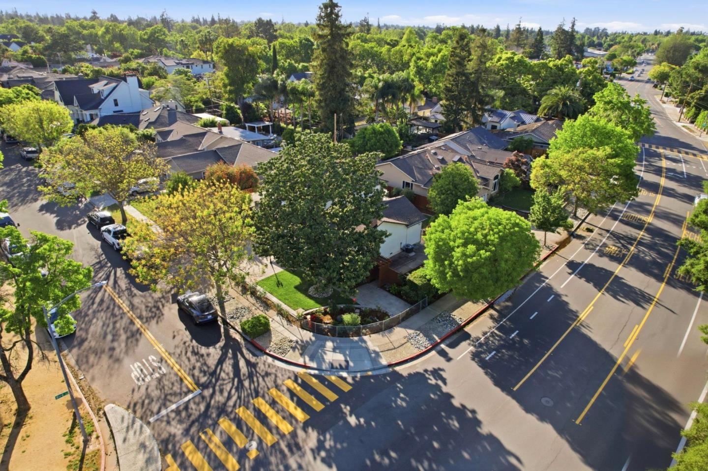 1625 Parkside Avenue