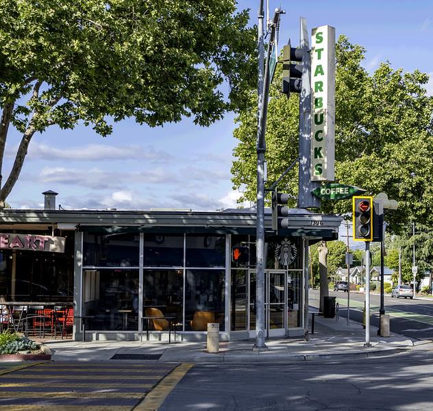 1625 Parkside Avenue