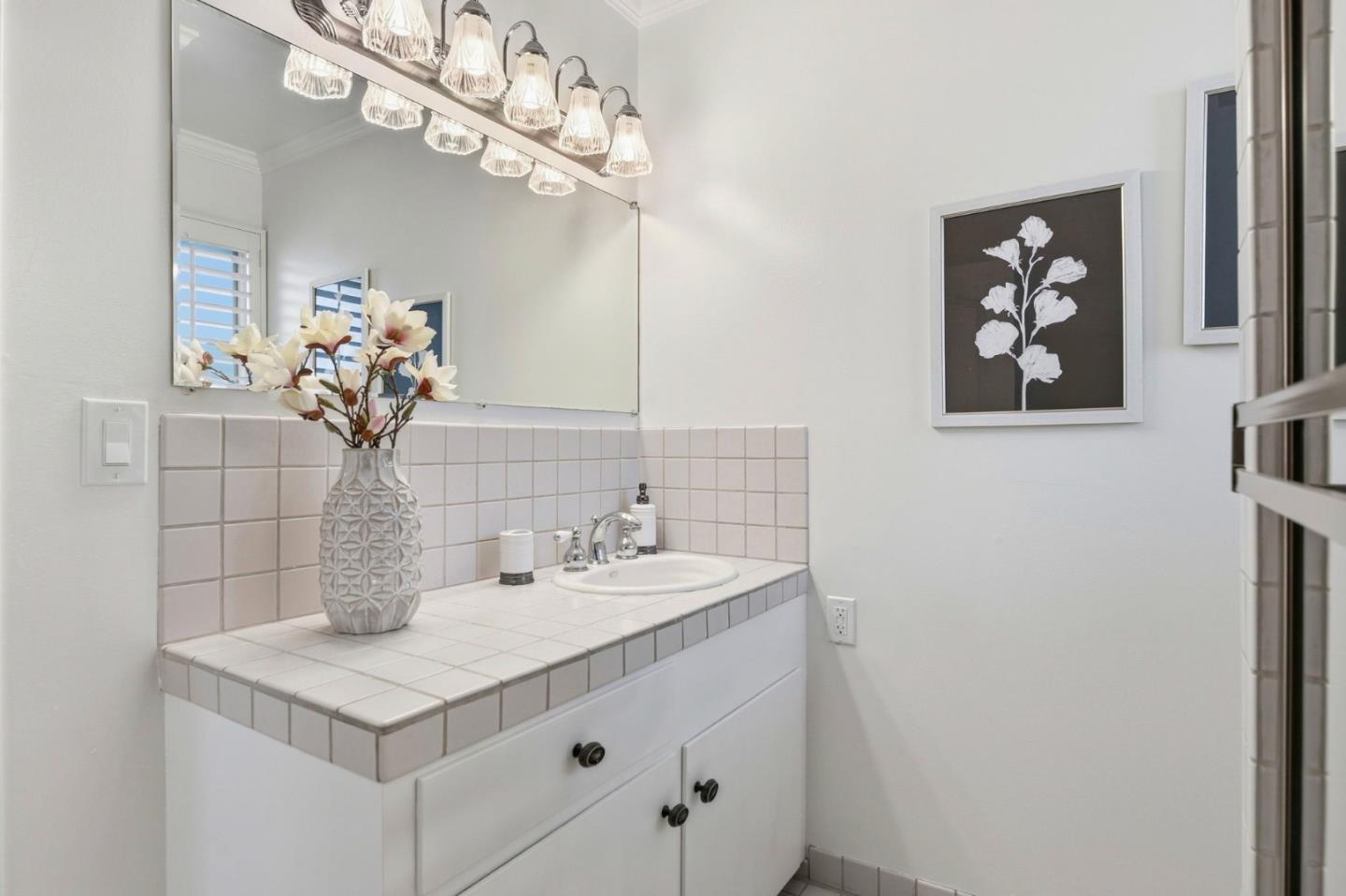 1625 Parkside Avenue