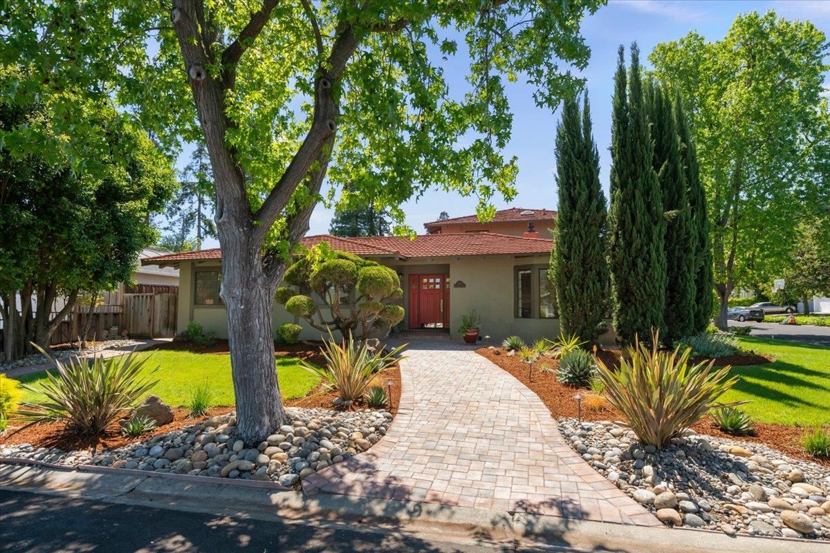 272 Belblossom Way