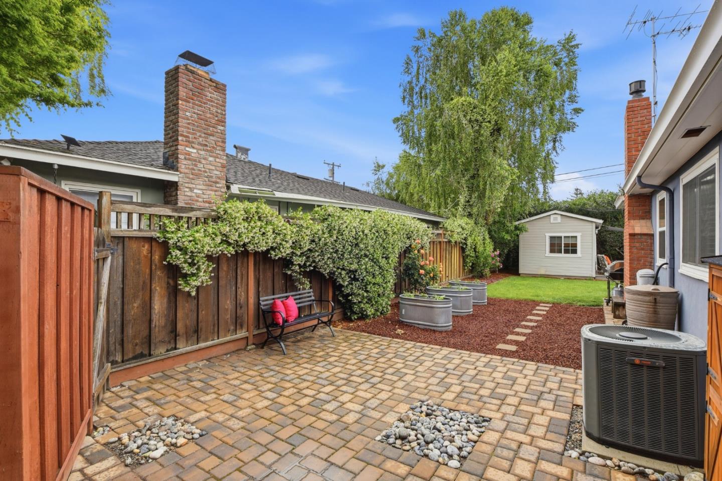 944 Malone Road