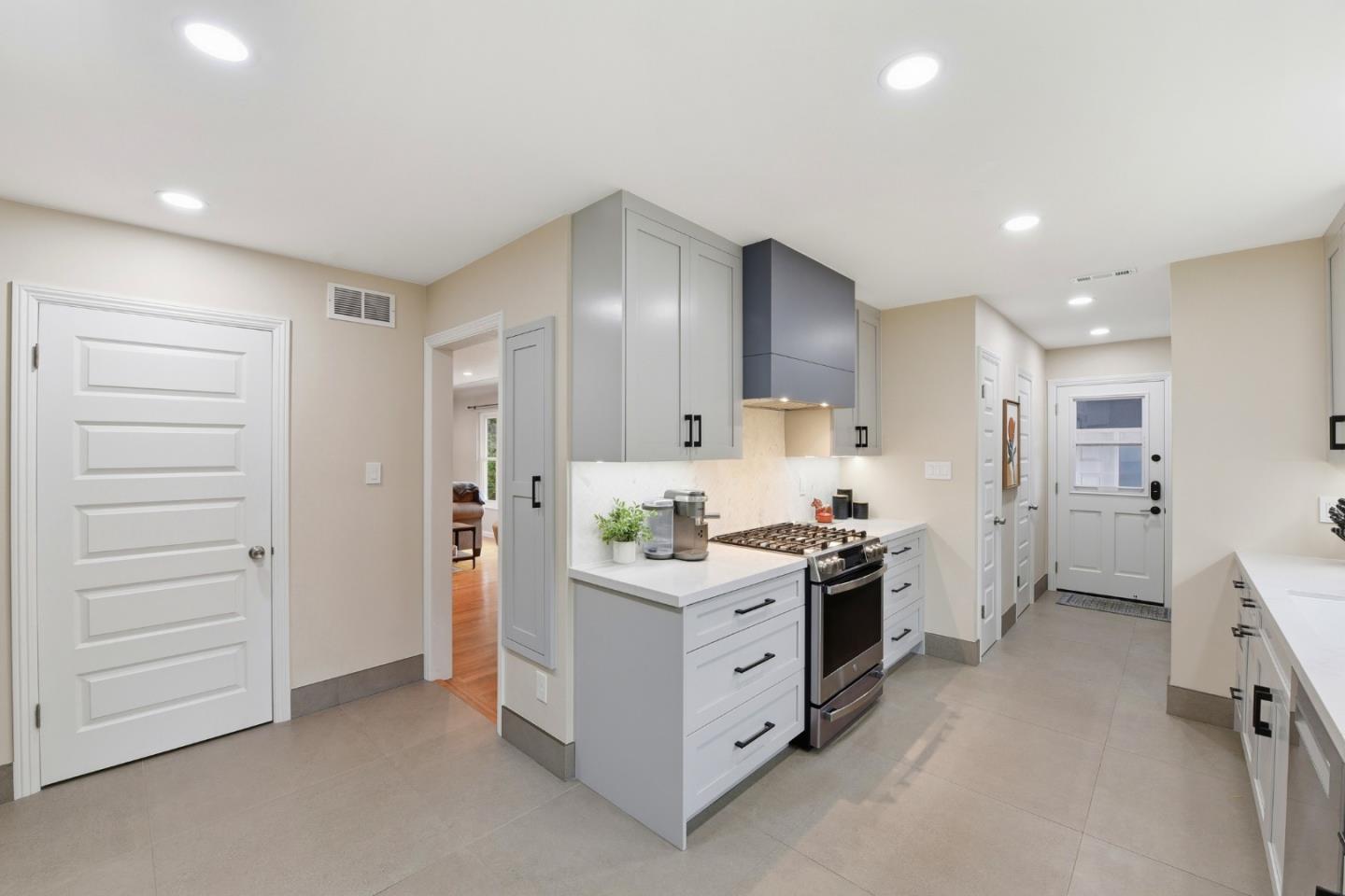 944 Malone Road