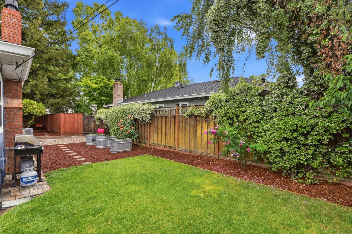 944 Malone Road
