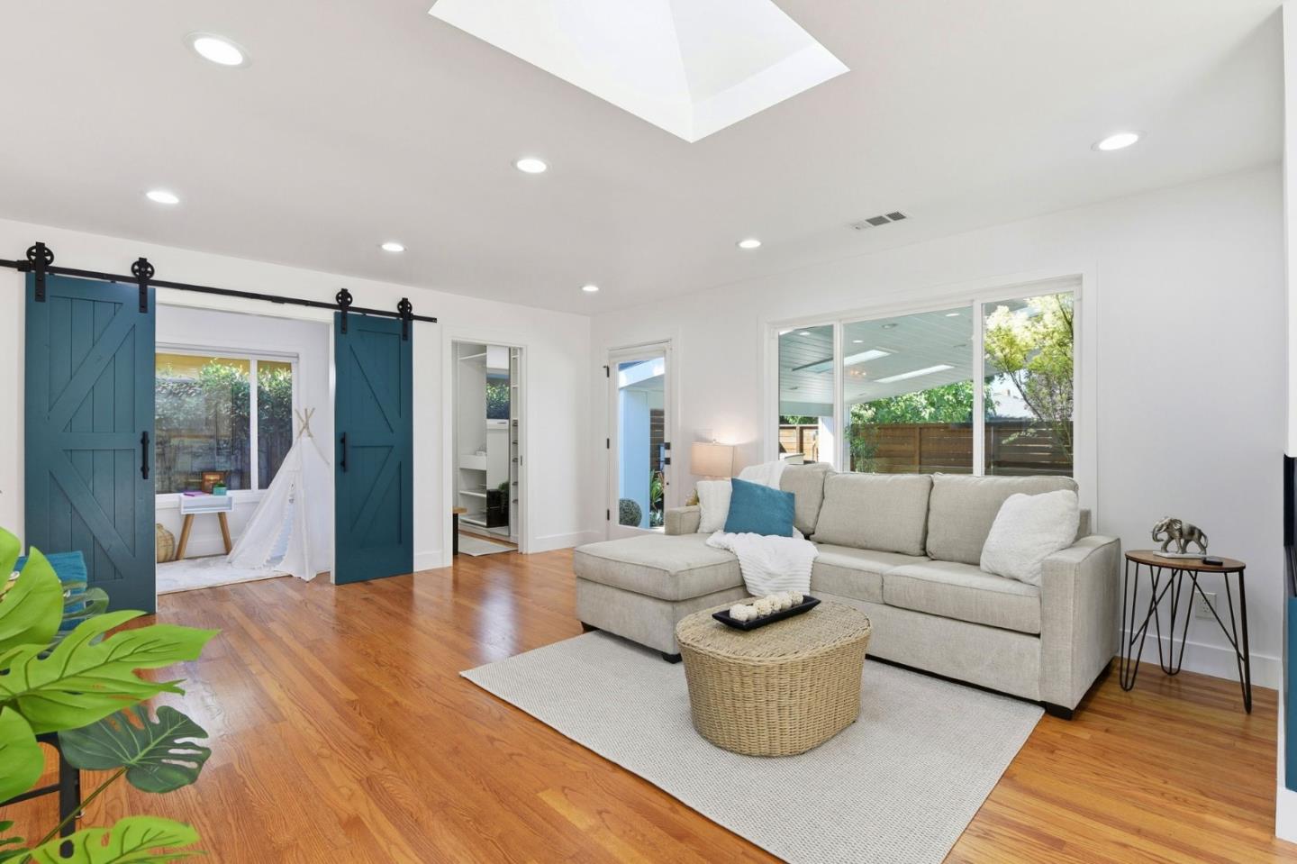 1415 Carmel Drive