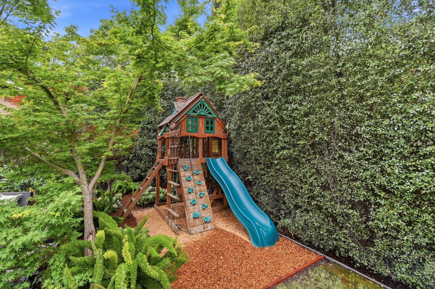 1415 Carmel Drive
