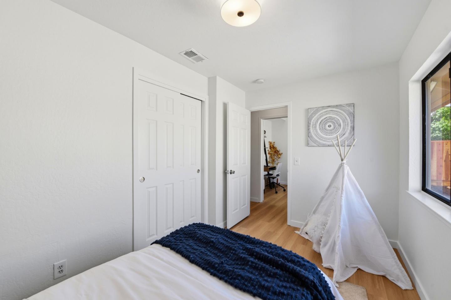 520 Felix Way