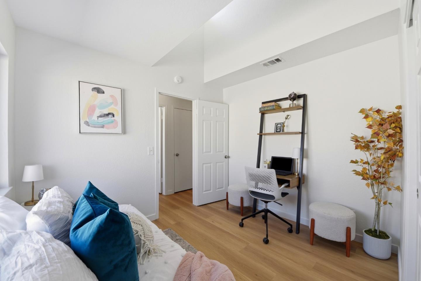 520 Felix Way