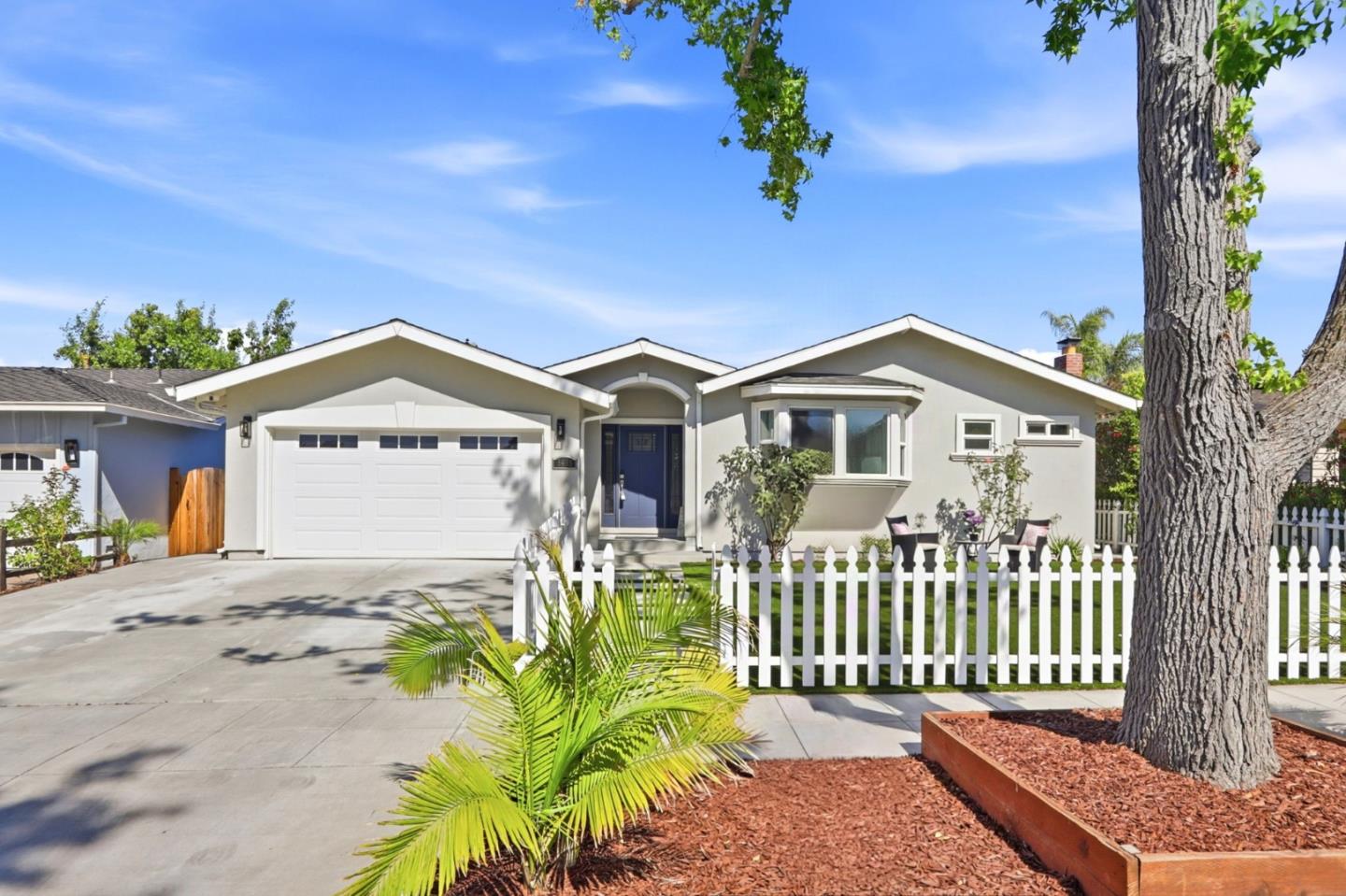 5486 Sharon LN