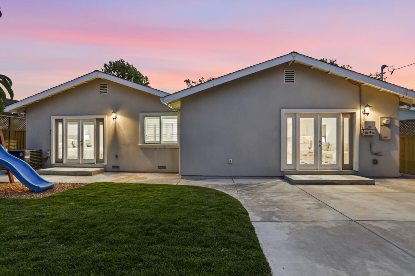 5486 Sharon LN