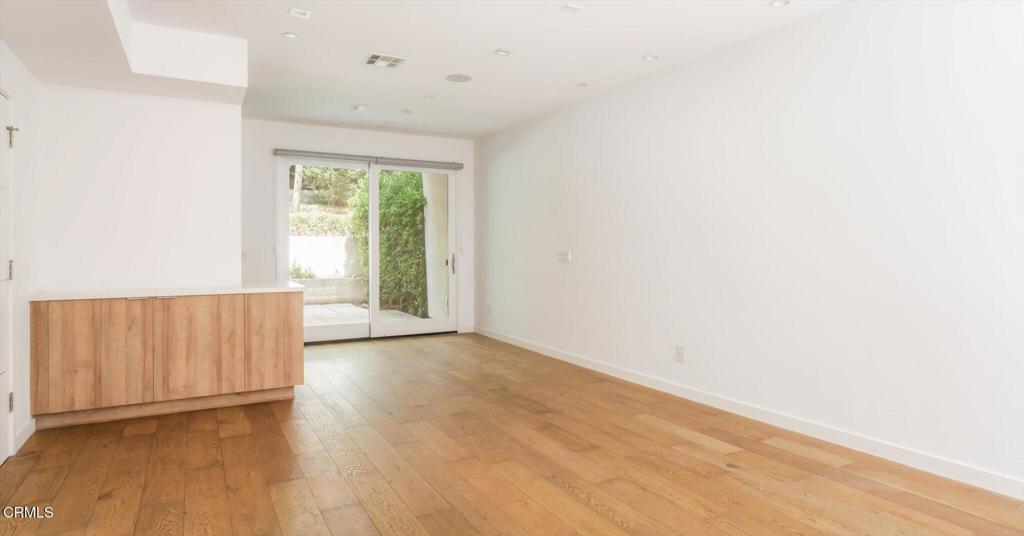 1015 Figueroa Terrace 19