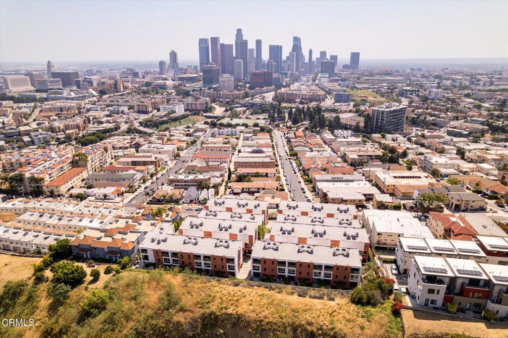 1015 Figueroa Terrace 19