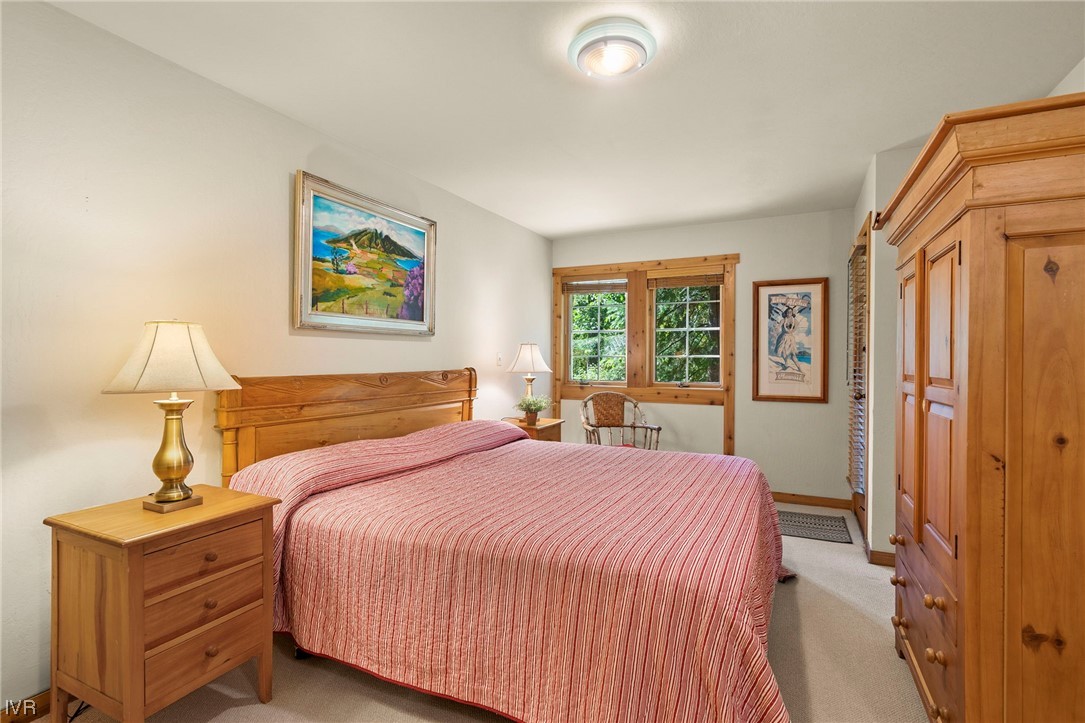 929 Northwood Boulevard 66