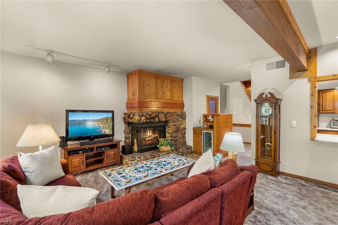 929 Northwood Boulevard 66