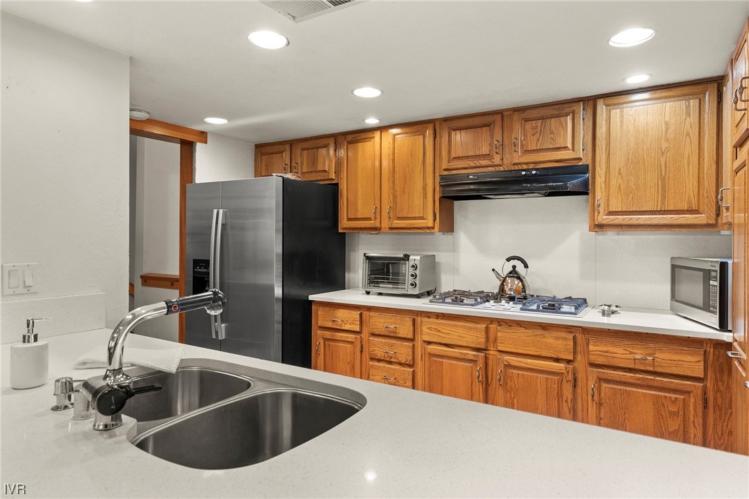 929 Northwood Boulevard 66