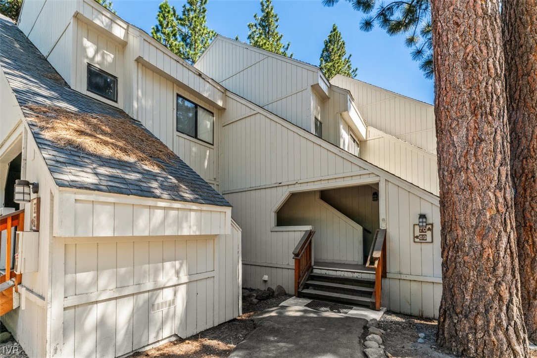 807 Alder Avenue 70