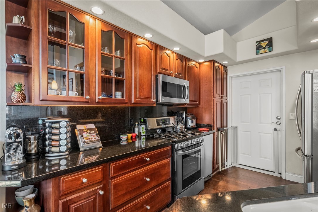 400 Fairview Boulevard 155