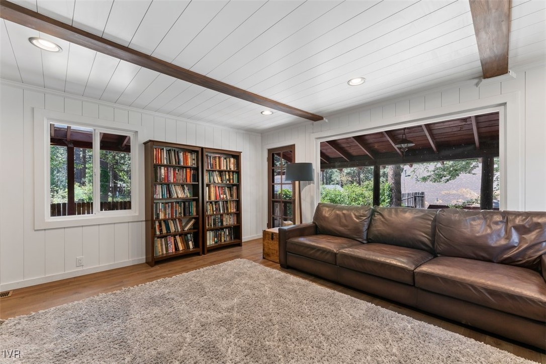 588 Pharris Lane