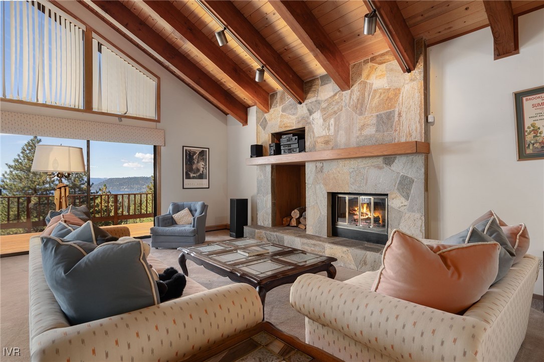 369 Fairview Boulevard