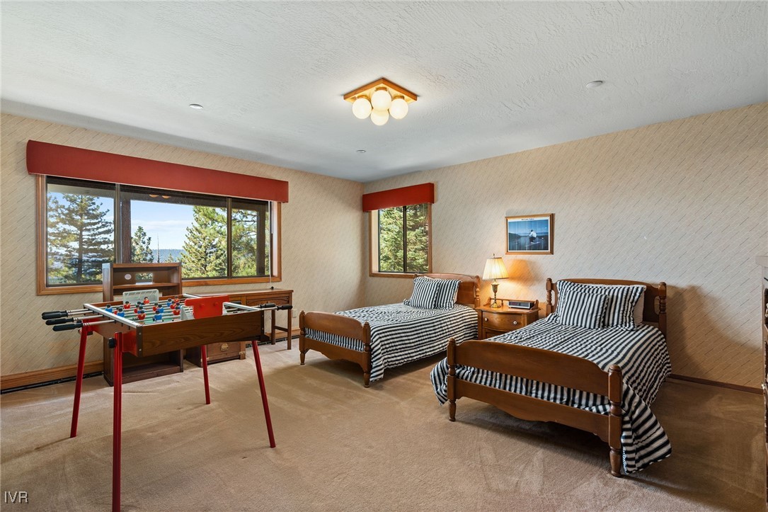 369 Fairview Boulevard