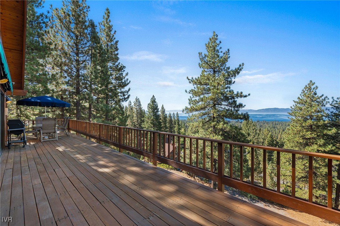 369 Fairview Boulevard