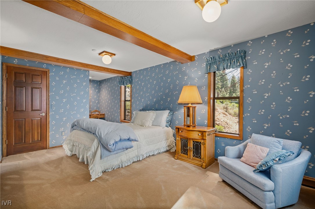 369 Fairview Boulevard