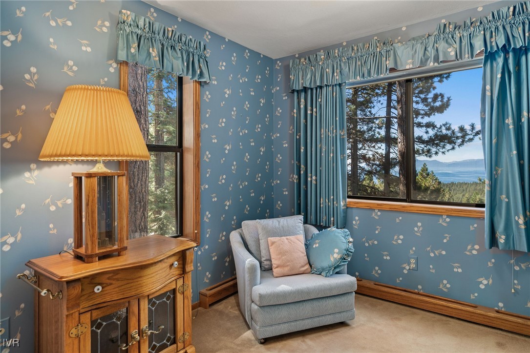 369 Fairview Boulevard