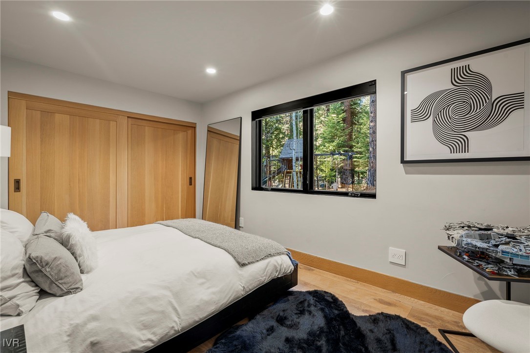 594 Ponderosa Avenue