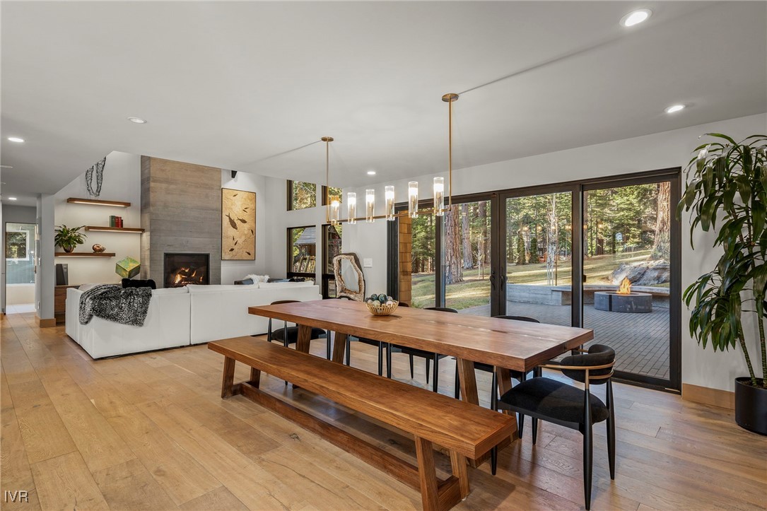 594 Ponderosa Avenue