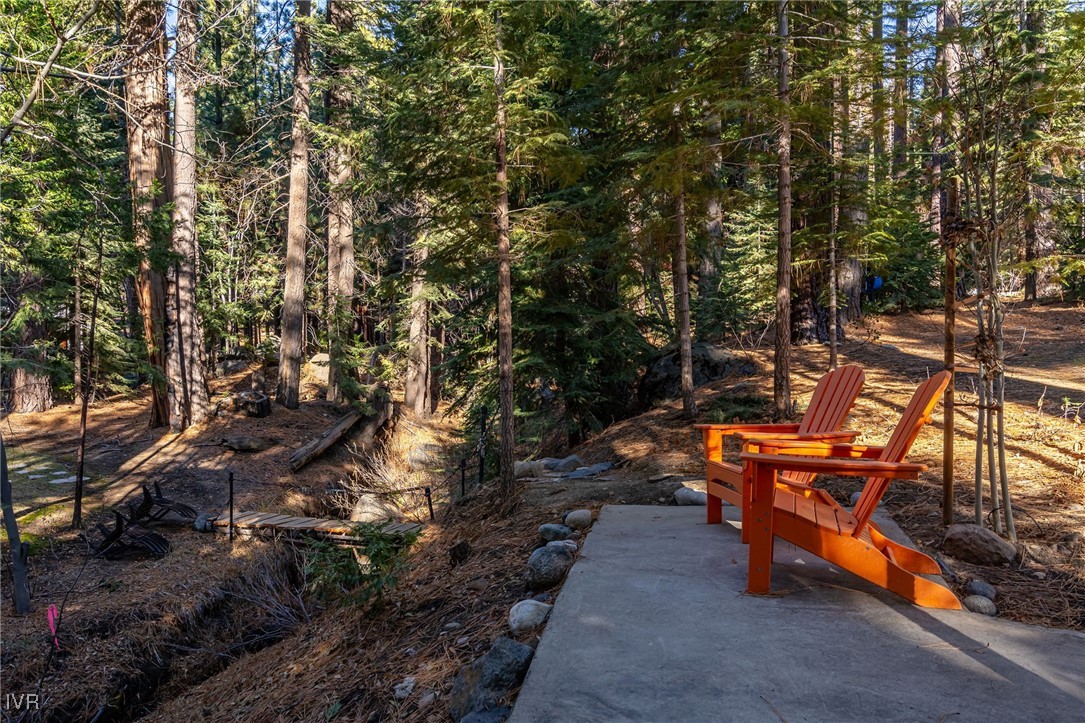 594 Ponderosa Avenue