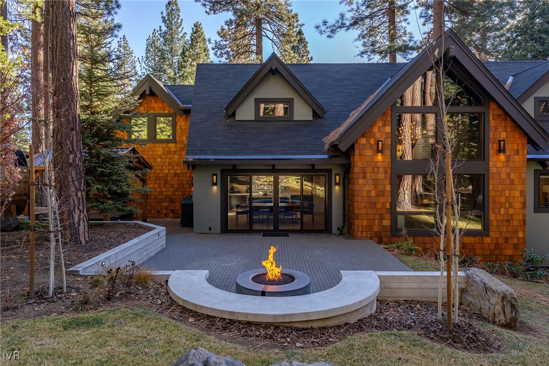 594 Ponderosa Avenue