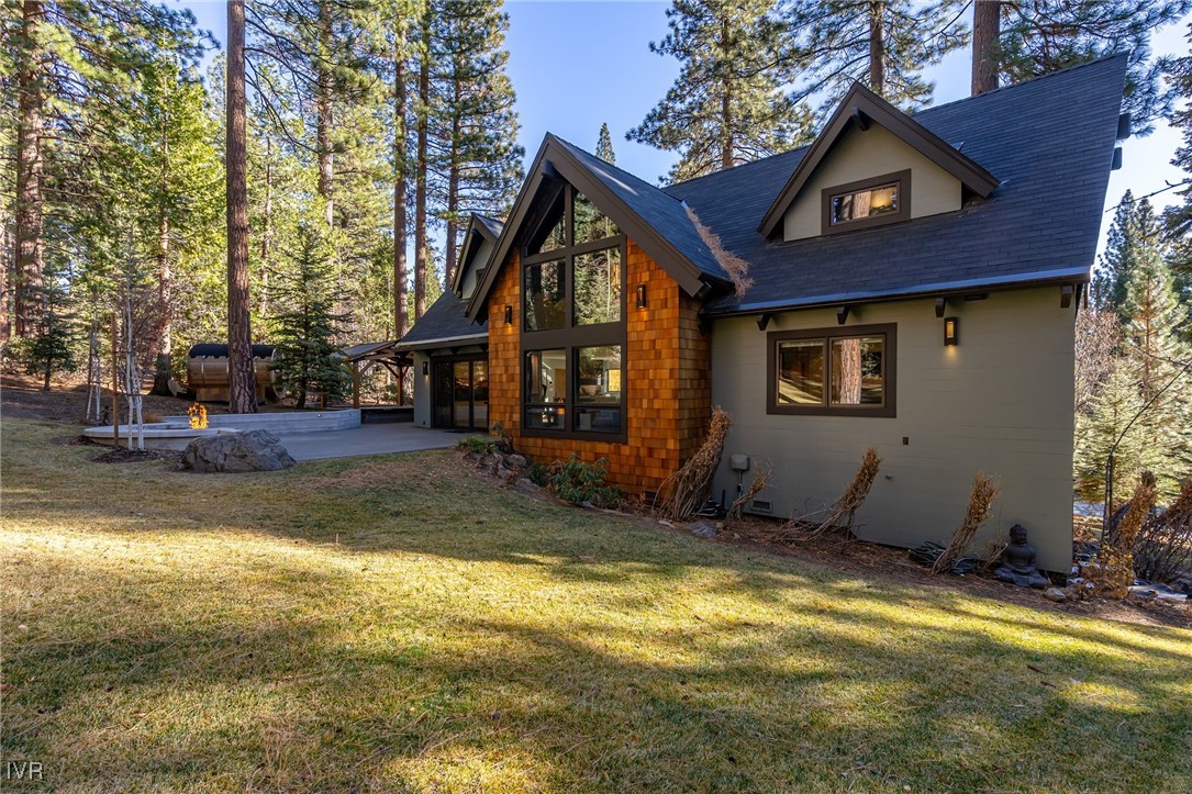 594 Ponderosa Avenue