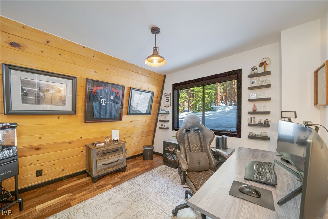 808 Randall Avenue