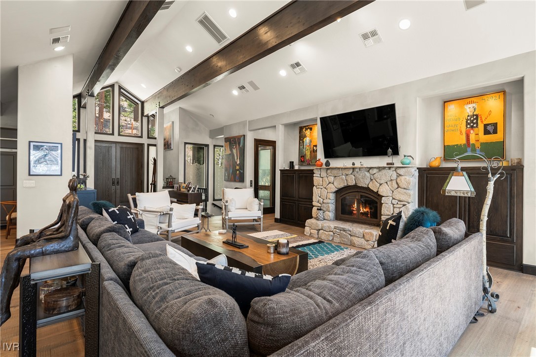 529 Ponderosa Avenue