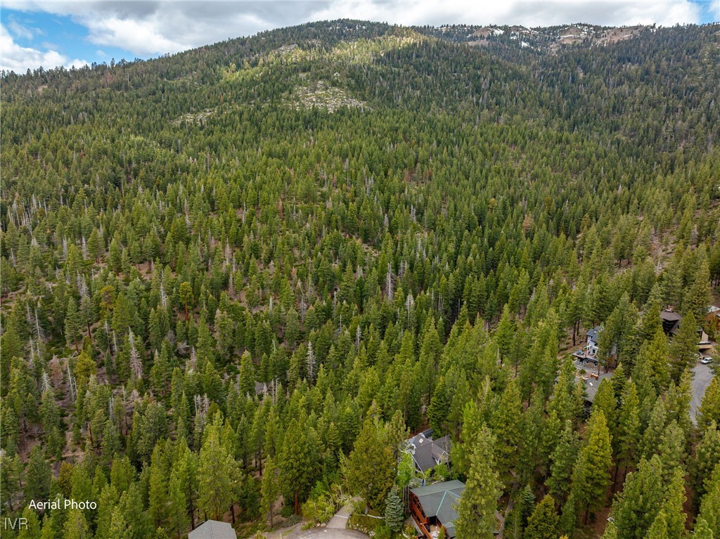 552 Valley Dr