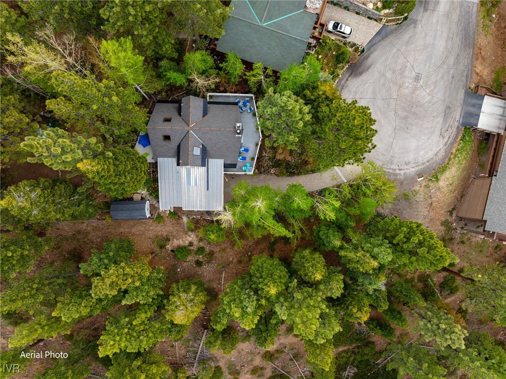 552 Valley Dr
