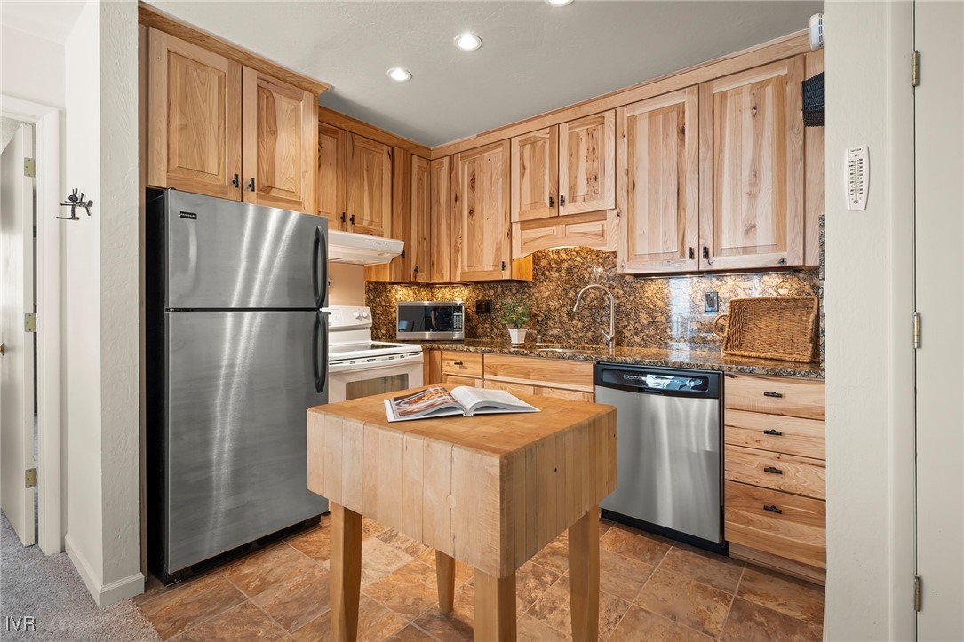 136 Juanita Drive 53