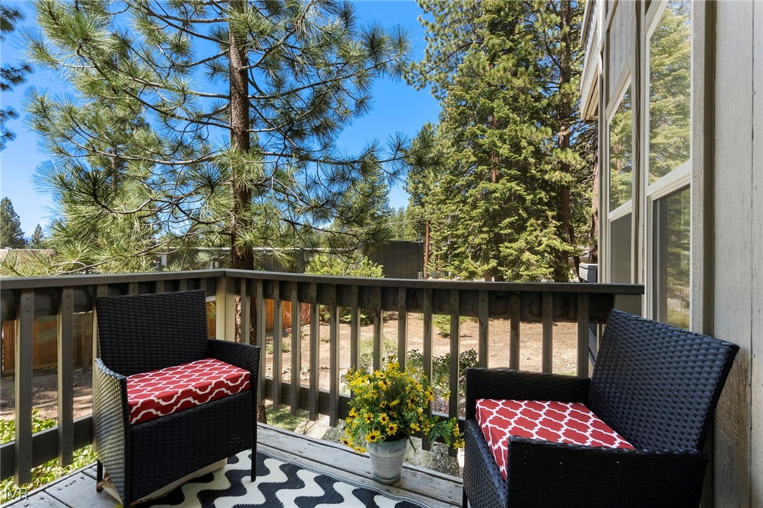 807 Alder Avenue 11