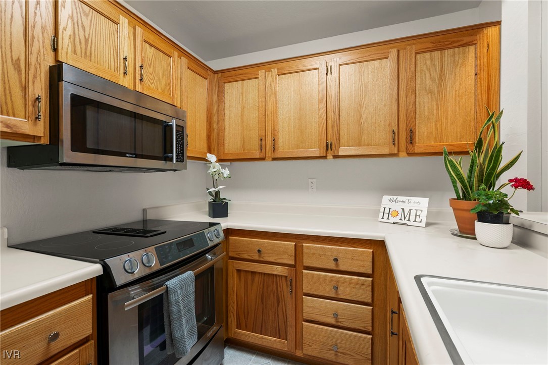 807 Alder Avenue 11