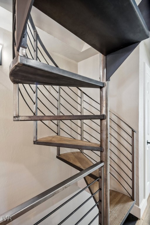 989 Tahoe Boulevard 84