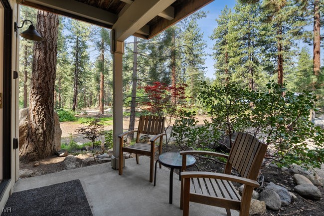 989 Tahoe Boulevard 84