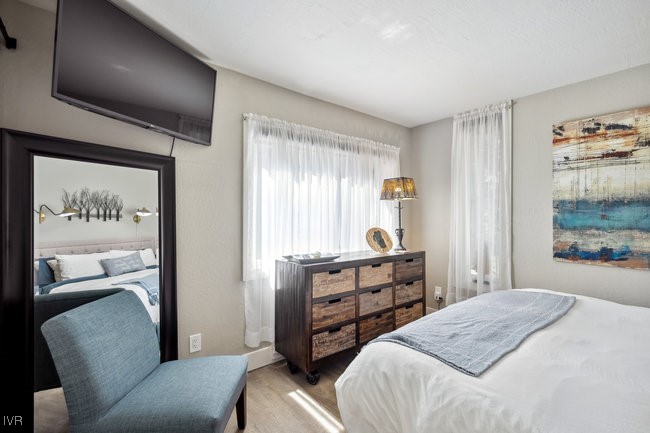 989 Tahoe Boulevard 84