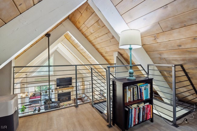 989 Tahoe Boulevard 84