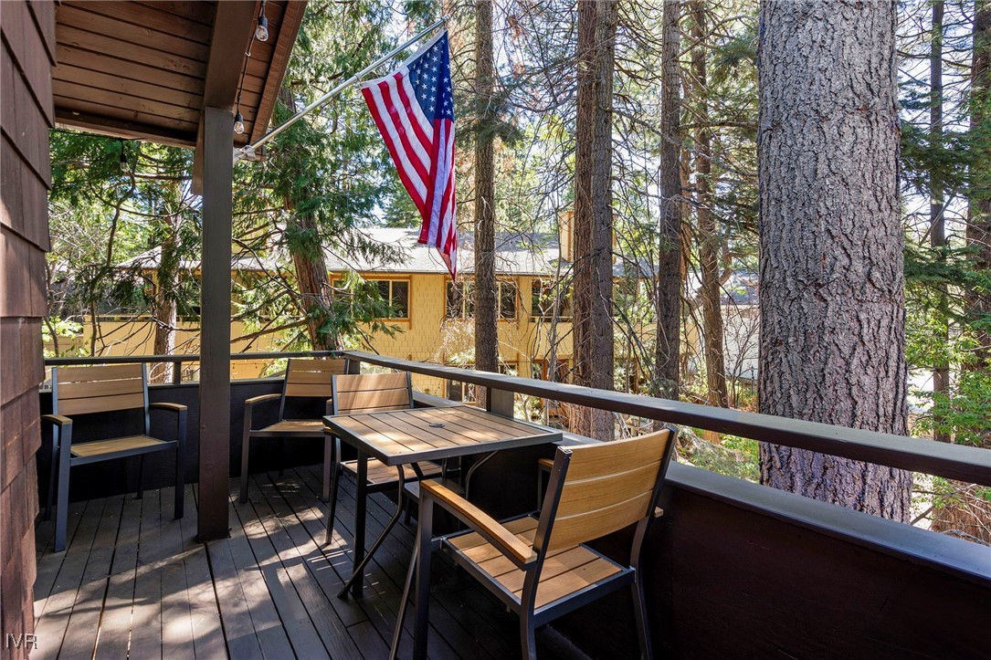 836 Southwood Boulevard 4