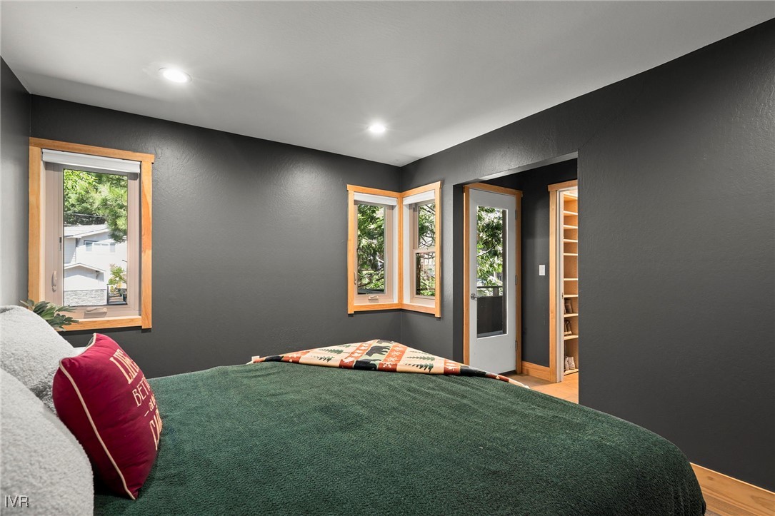 836 Southwood Boulevard 4