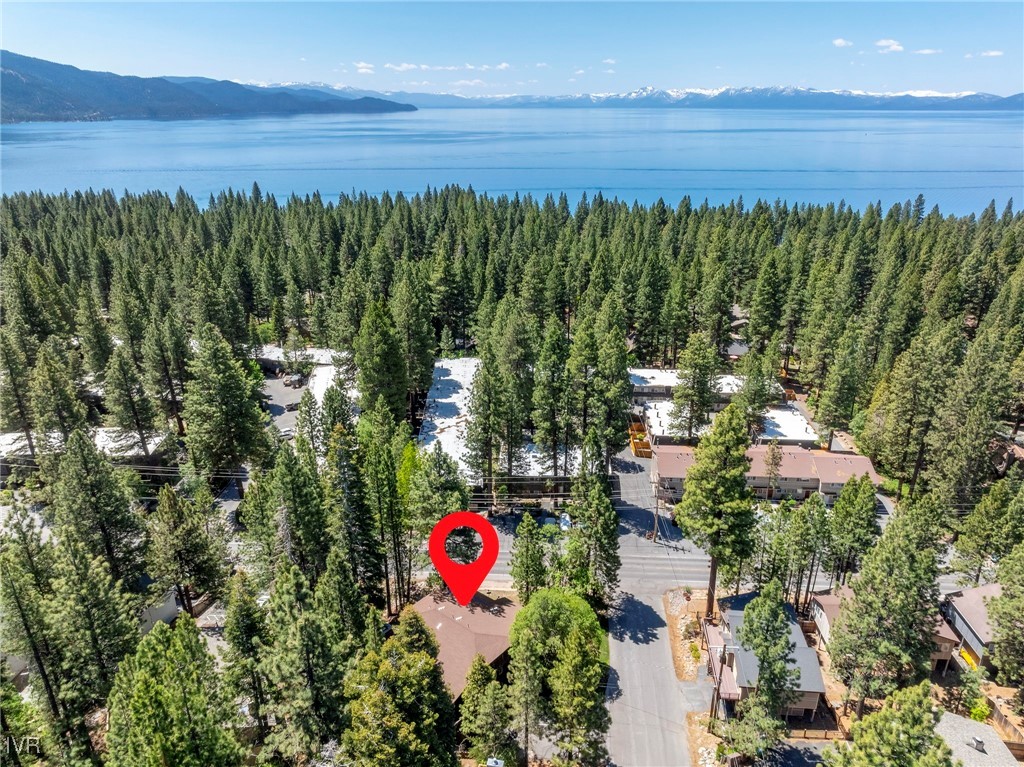 836 Southwood Boulevard 4