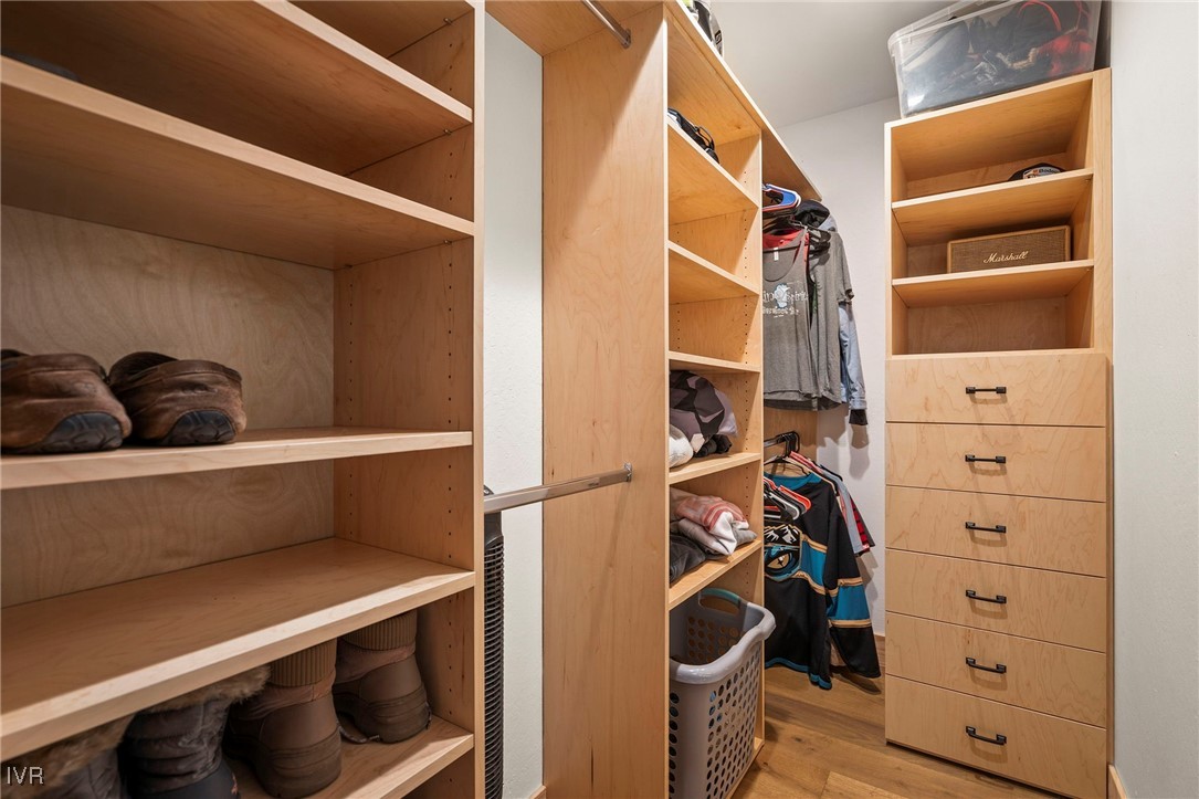 836 Southwood Boulevard 4