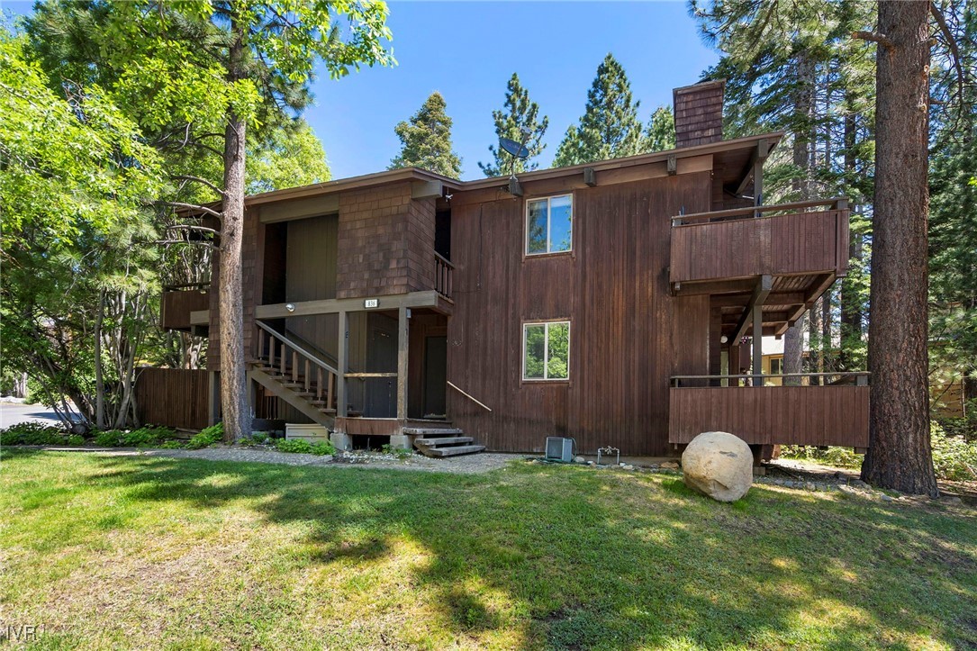 836 Southwood Boulevard 4