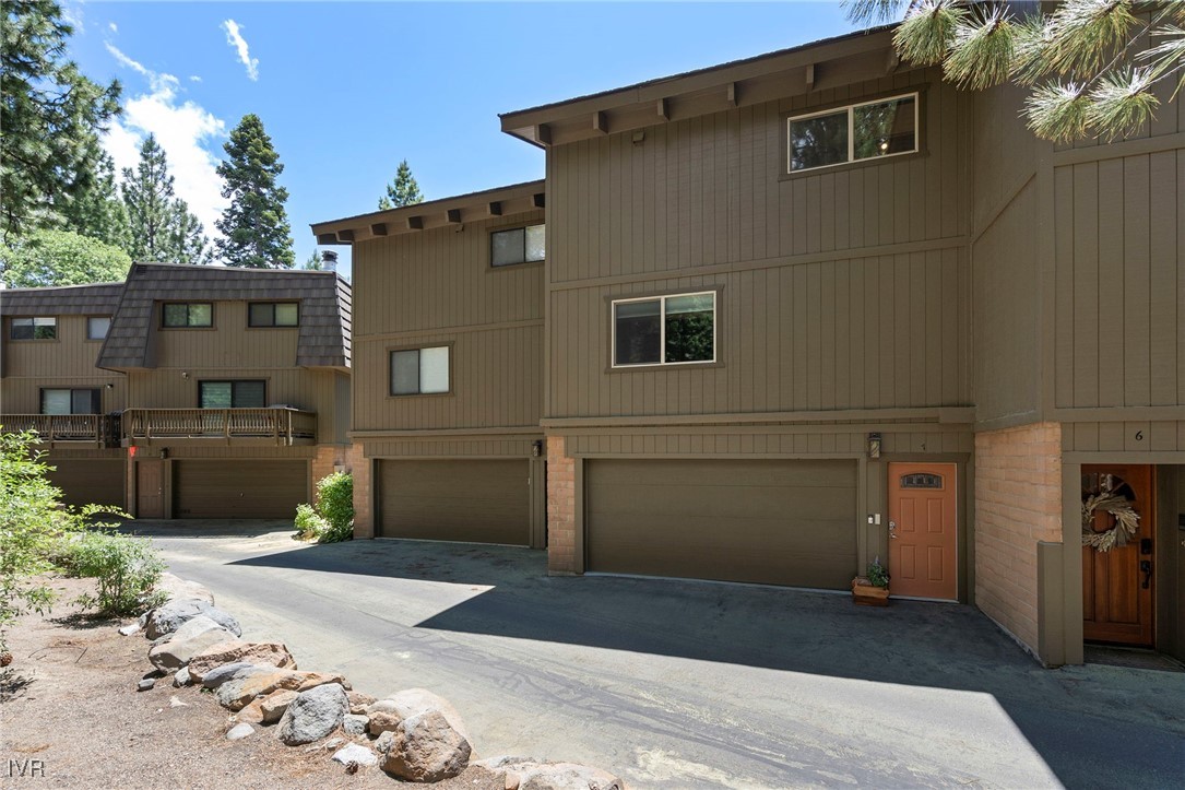 830 oriole Way 7