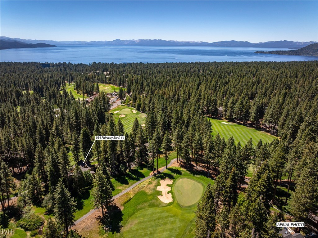 954 Fairway Boulevard 4